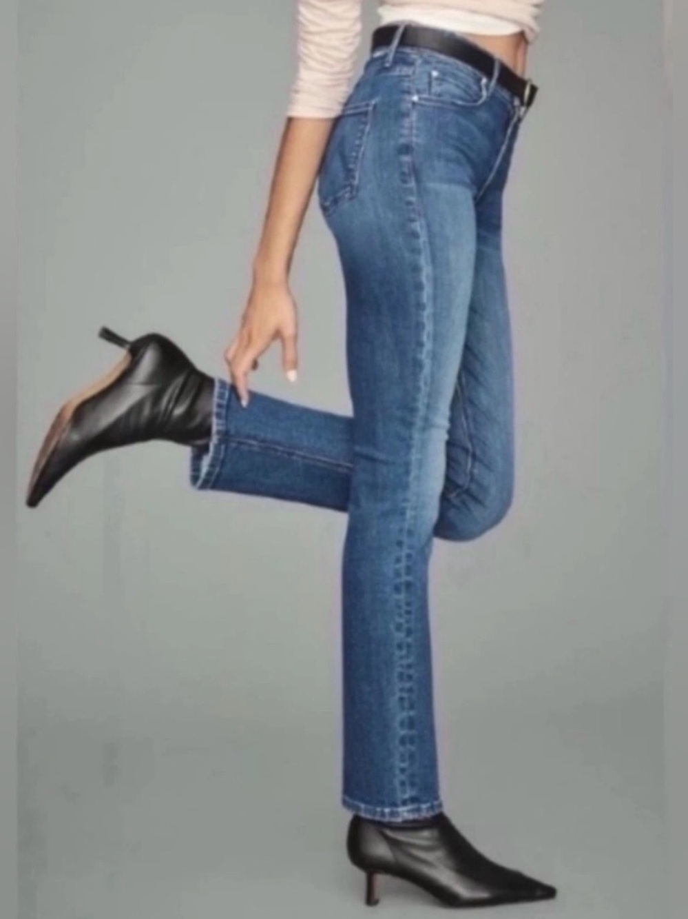 MOTHER Mid Rise Dazzler Ankle Straight Jeans
